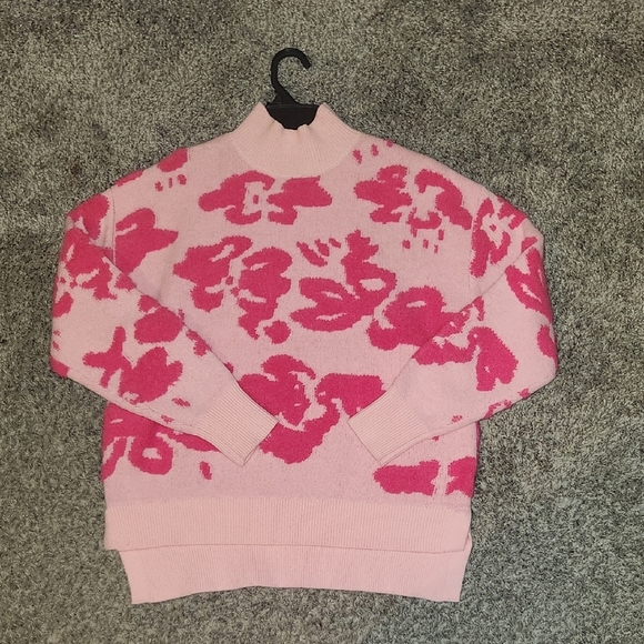 Pink Floral Sweater - Picture 1 of 1